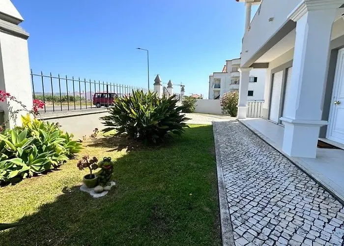 Rivabeach House Apartman